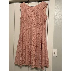 Womens plus size short lace dress